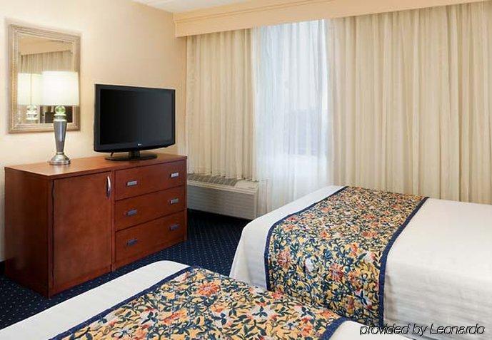 Courtyard Atlanta Northlake Tucker Kamer foto